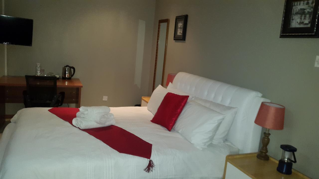 Tintech Bed & Breakfast Francistown Eksteriør bilde
