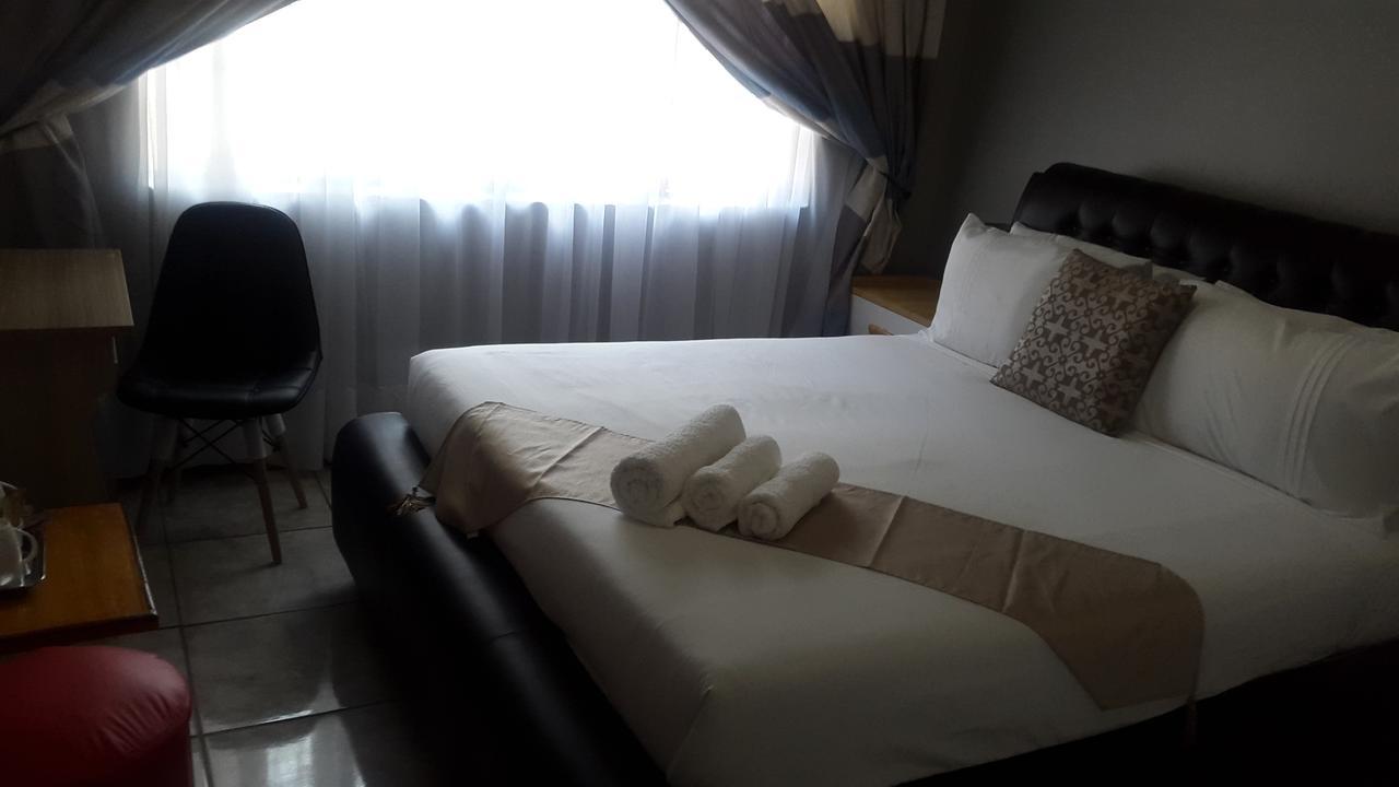 Tintech Bed & Breakfast Francistown Eksteriør bilde