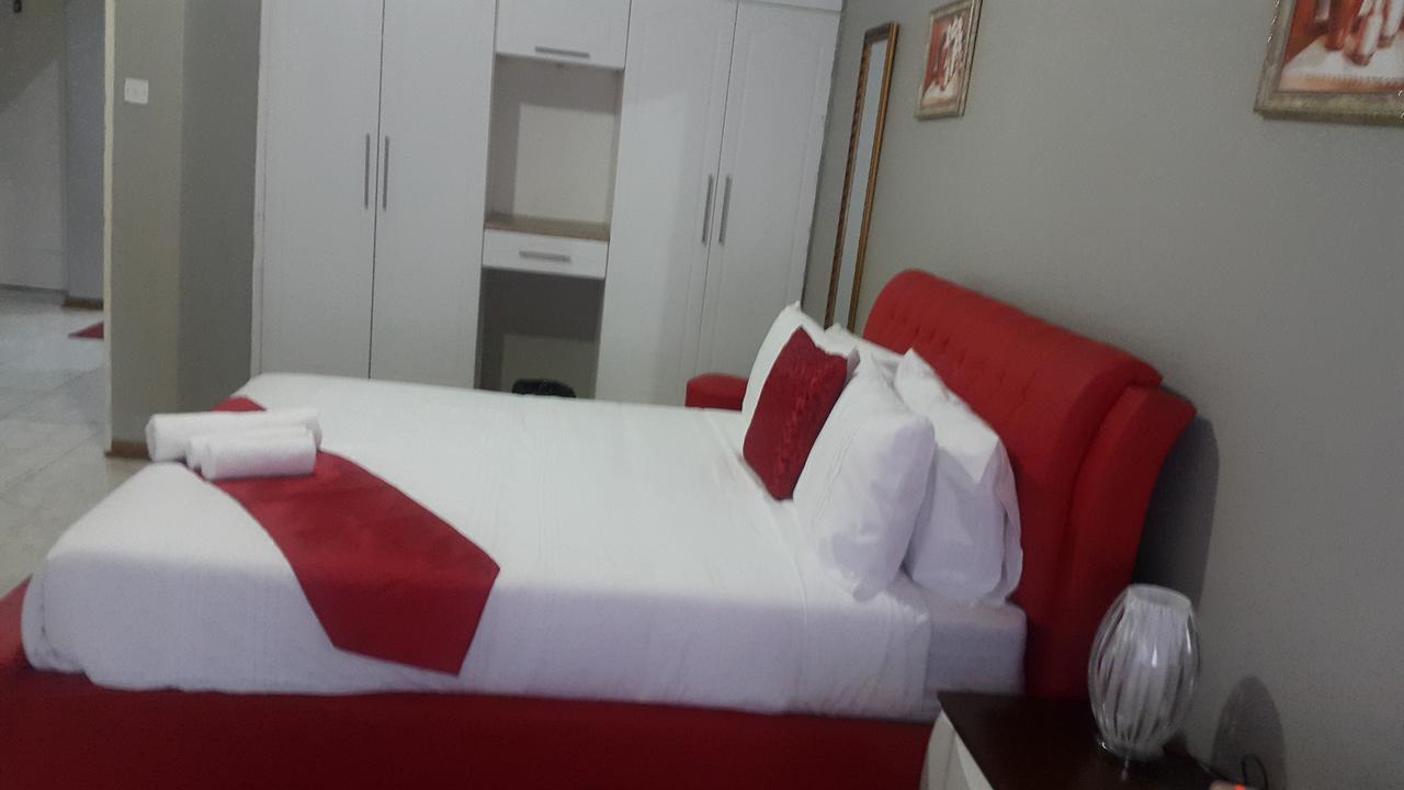 Tintech Bed & Breakfast Francistown Eksteriør bilde